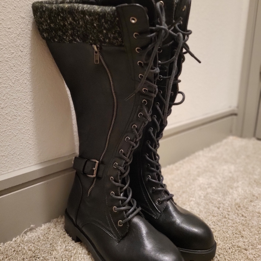 NWOT Torrid Lace Up Knee High Combat Boots - Extra Wide